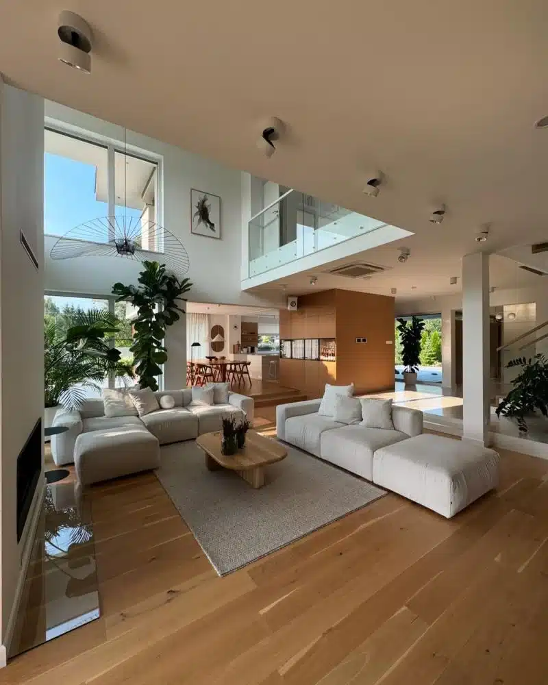 7b9062bd-1311-4de9-8edf-d9fac1c2df45-800x1000-c2ncDR4MFSpM5Vi7PJTYl31PmdG9auquGiHX3cqO