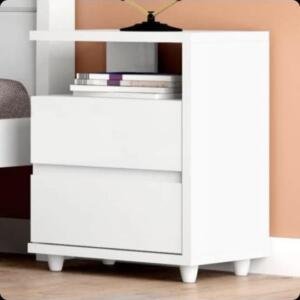 كومدينة غرفة نوم بيضاء مودرن