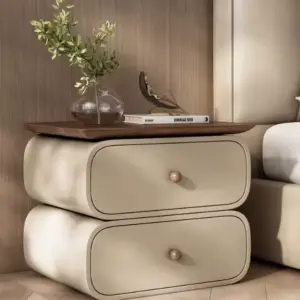 كومدينه بألوان متعددة